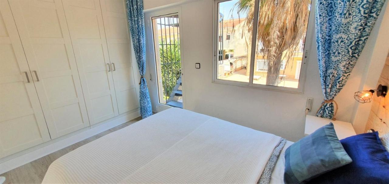 Przytulny Apartament 100M Od Plazy Torrevieja Luaran gambar