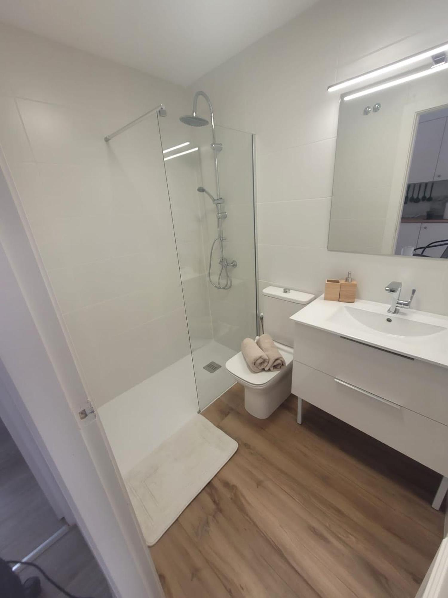 Przytulny Apartament 100M Od Plazy Torrevieja Luaran gambar